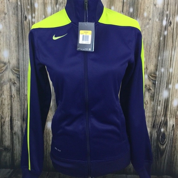 nike women's active jackets